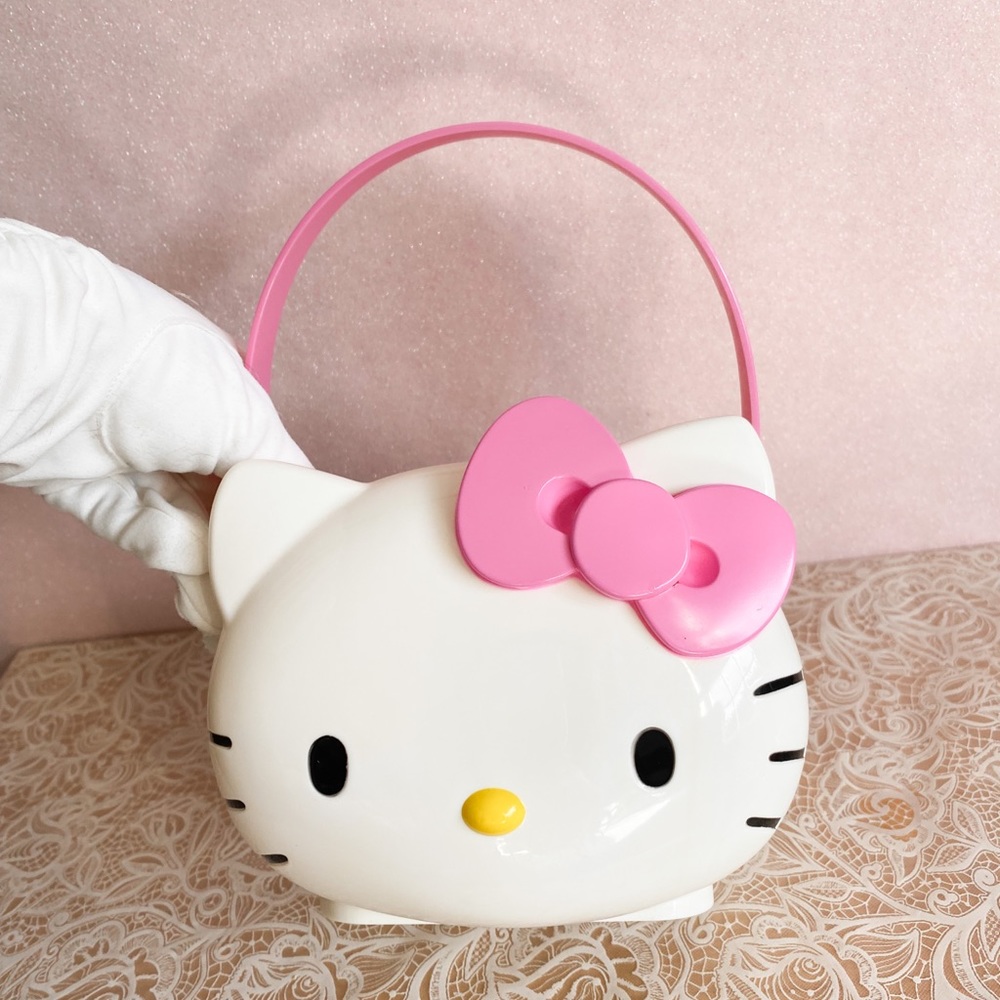Hello Kitty Easter Basket